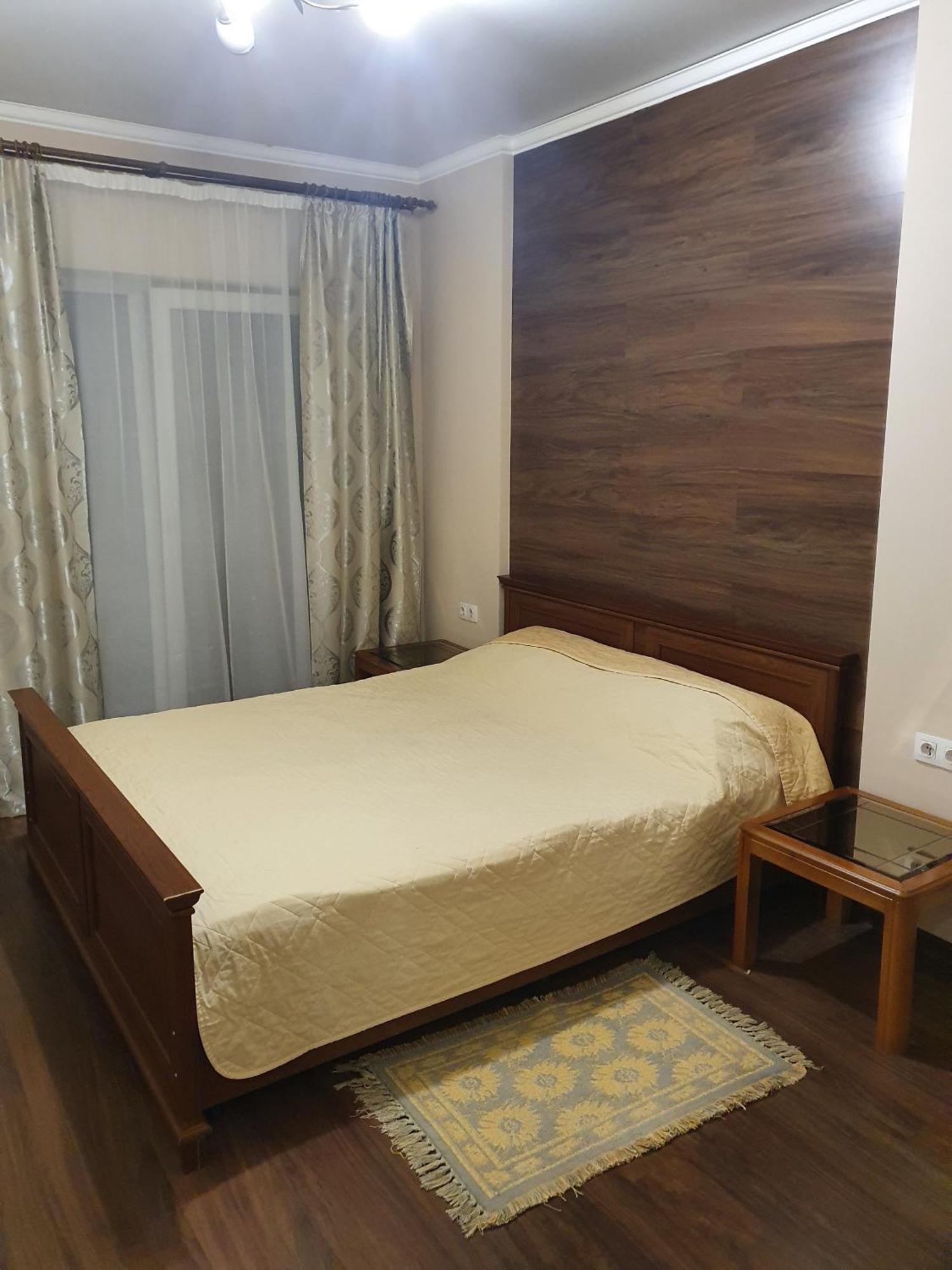 Lutsk, Double-Room Apartments Kültér fotó