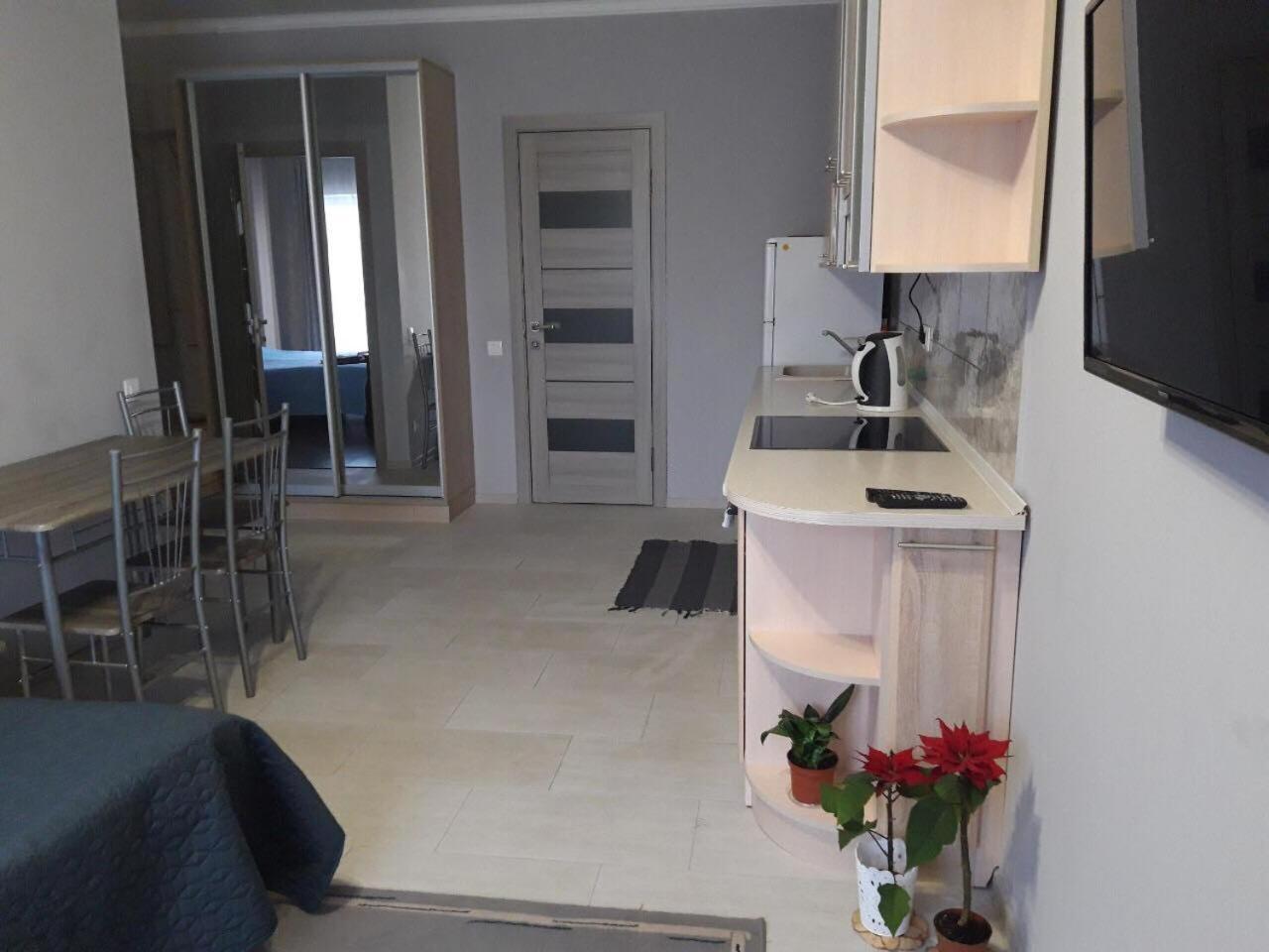Lutsk, Double-Room Apartments Kültér fotó